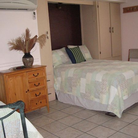 Mon Ami Bed And Breakfast Tucson Esterno foto